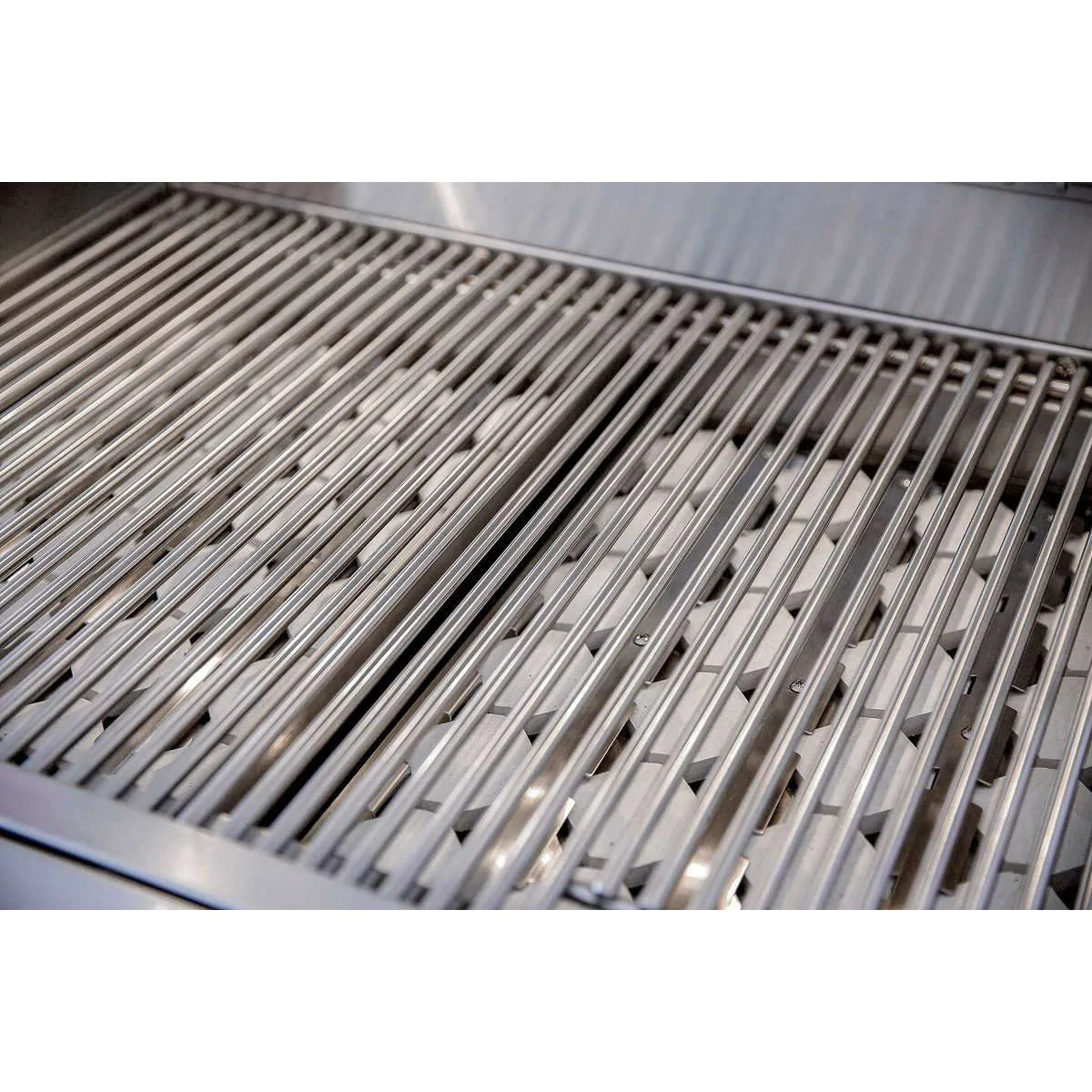 Summerset Alturi 36" Built-in Grill Natural Gas or Liquid Propane - ALT36T